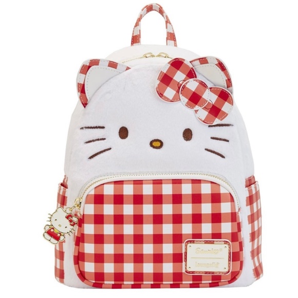 NWT Sanrio Hello Kitty Picnic Pattern Set - Picture 1 of 3
